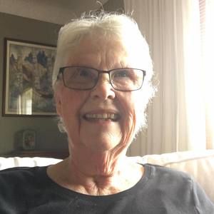 Meet your Posher, Lorraine